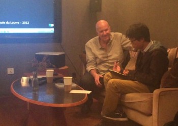 我想，这也是在那天图森的读者见面会上，当我向他提问时，我为什么首先脱口而出的是：你的作品在我的青春期里意义非凡。同时，这可能也是为什么我一直以来都不想去研究他的写作手法，也毫不关注对他作品的评论。